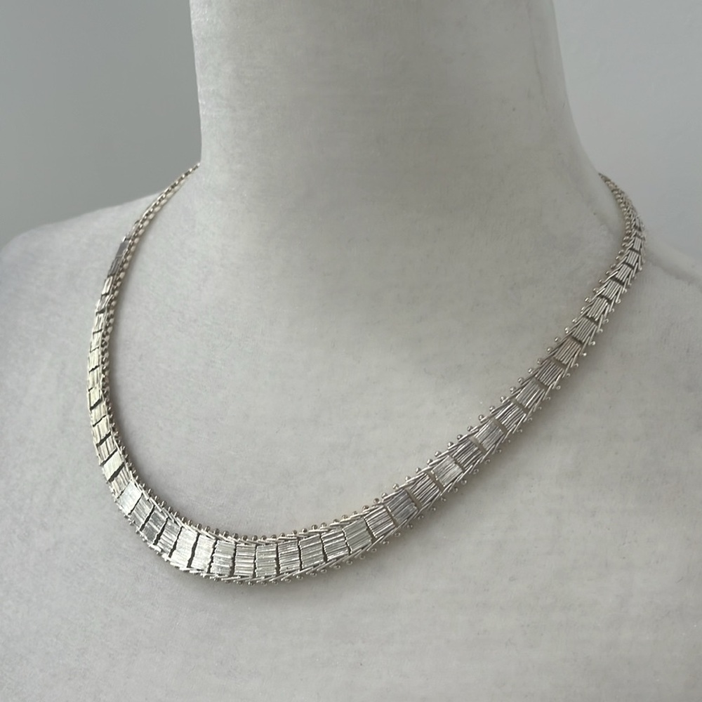 Vintage 1980s Graduated Diamond Cut Flat 925 Sterling Silver Statement Necklace